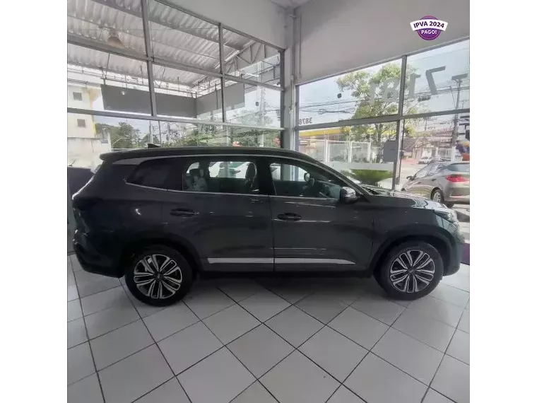 Chery Tiggo 8 Cinza 1