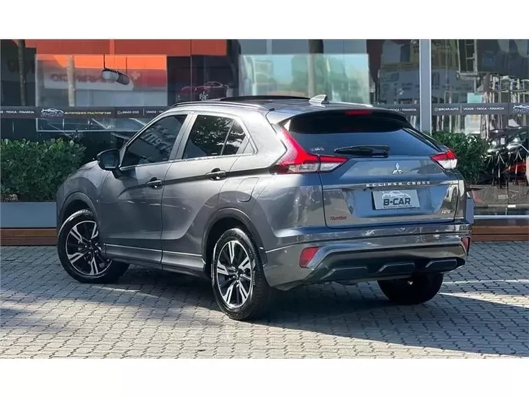 Mitsubishi Eclipse Cross Cinza 12