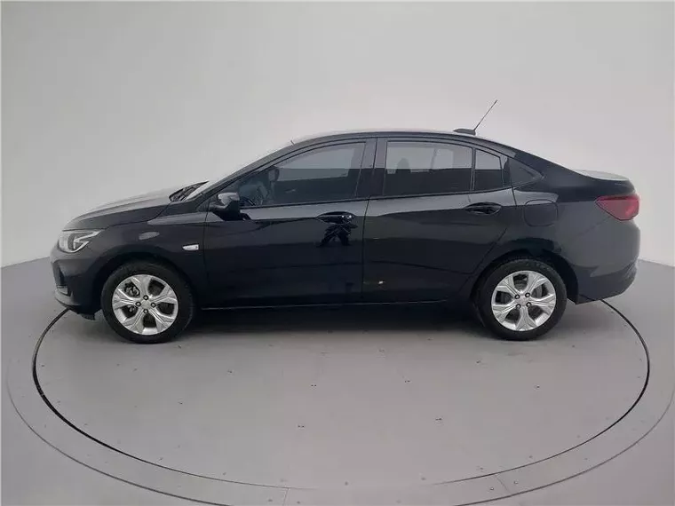 Chevrolet Onix Preto 17