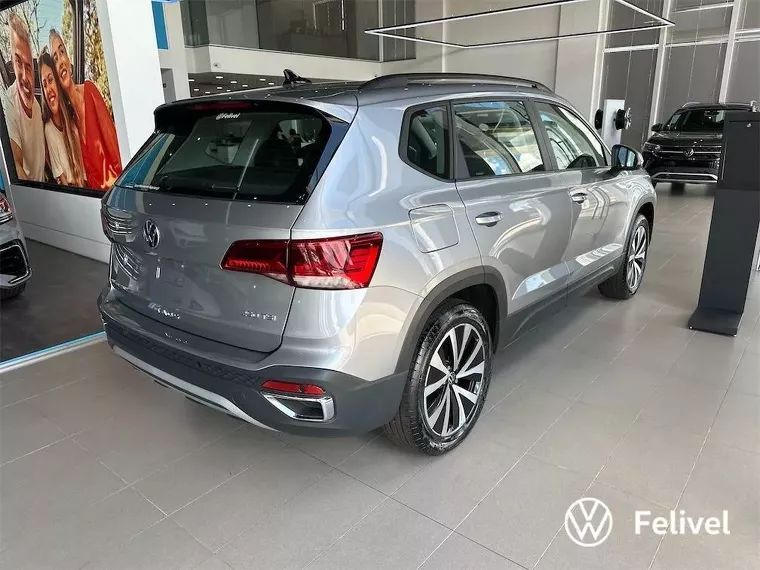 Volkswagen Taos Prata 4