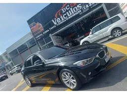 BMW 320i