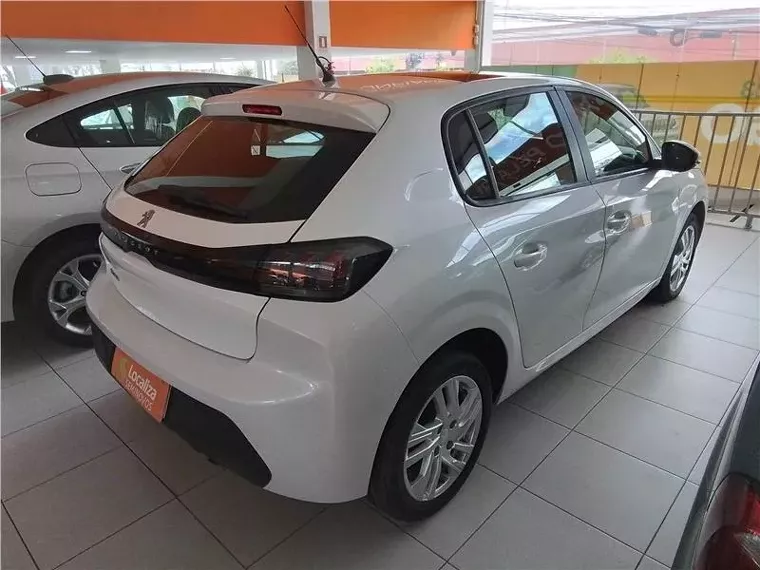 Peugeot 208 Branco 5