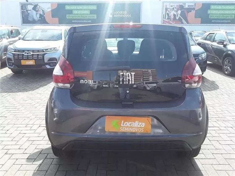 Fiat Mobi Prata 8