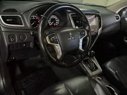 Mitsubishi L200 Triton