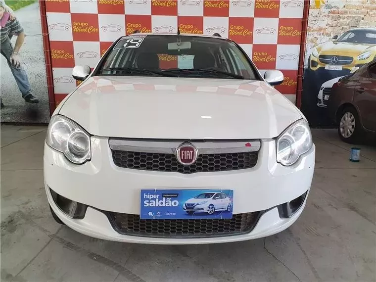 Fiat Palio Weekend Branco 11