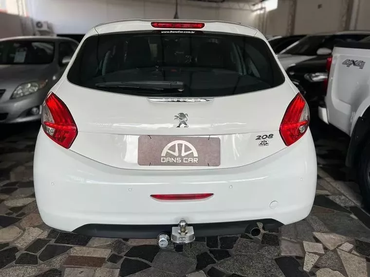 Peugeot 208 Branco 2