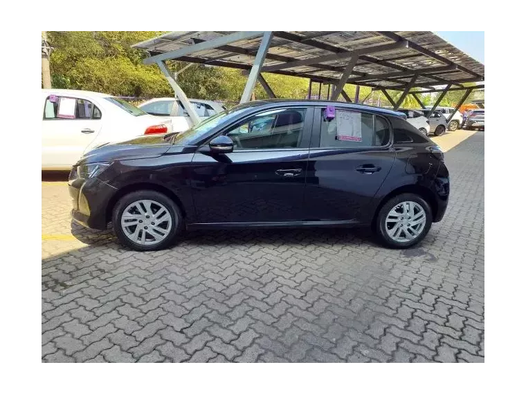 Peugeot 208 Preto 4