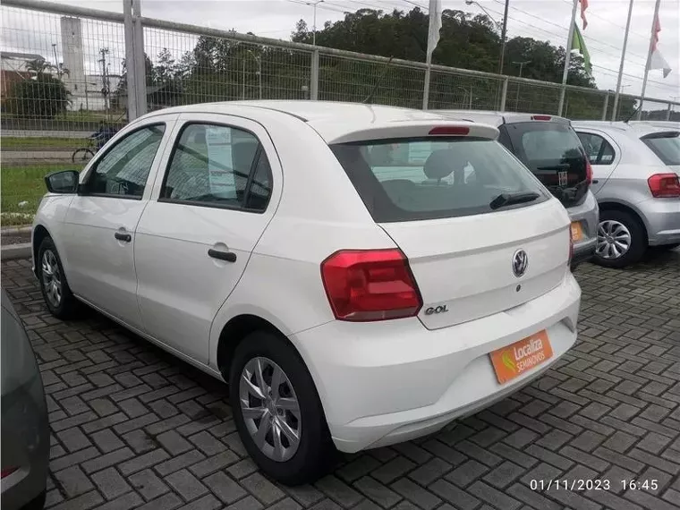 Volkswagen Gol Branco 5