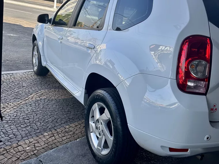 Renault Duster Branco 4