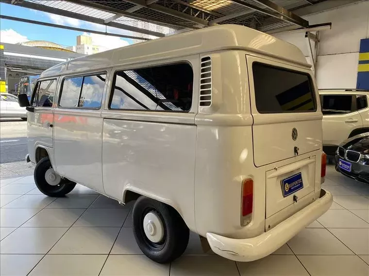 Volkswagen Kombi Branco 10