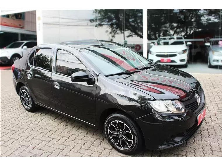 Renault Logan Preto 1