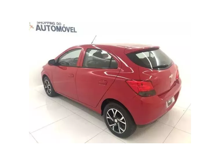 Chevrolet Onix Vermelho 12