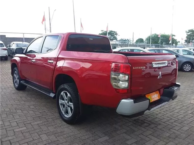 Mitsubishi L200 Triton Vermelho 2