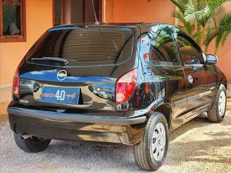 Chevrolet Celta Preto 3