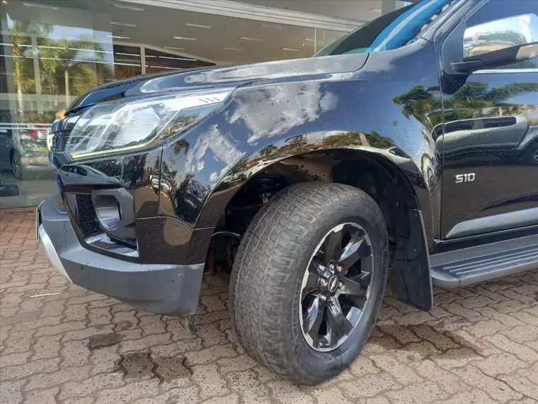 Chevrolet S10 Preto 3