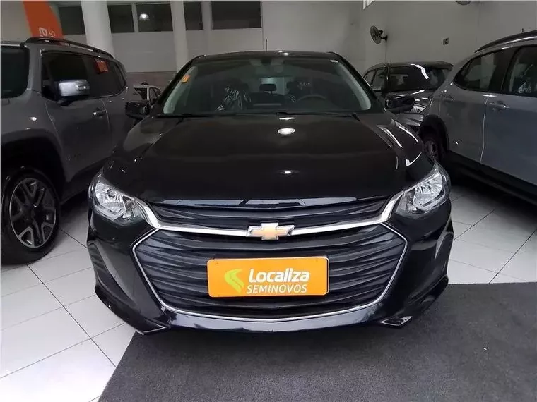 Chevrolet Onix Preto 7