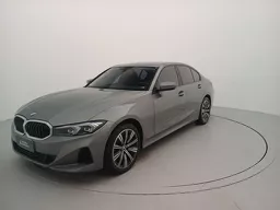 BMW 320i