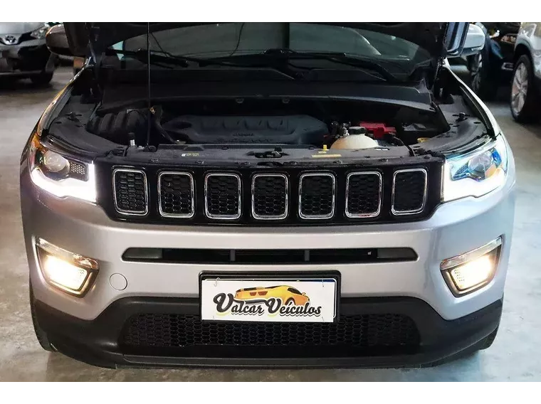 Jeep Compass Prata 4