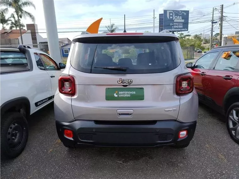 Jeep Renegade Prata 5