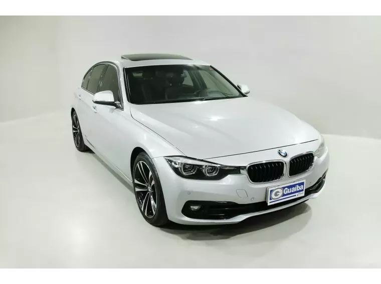 BMW 320i Prata 16