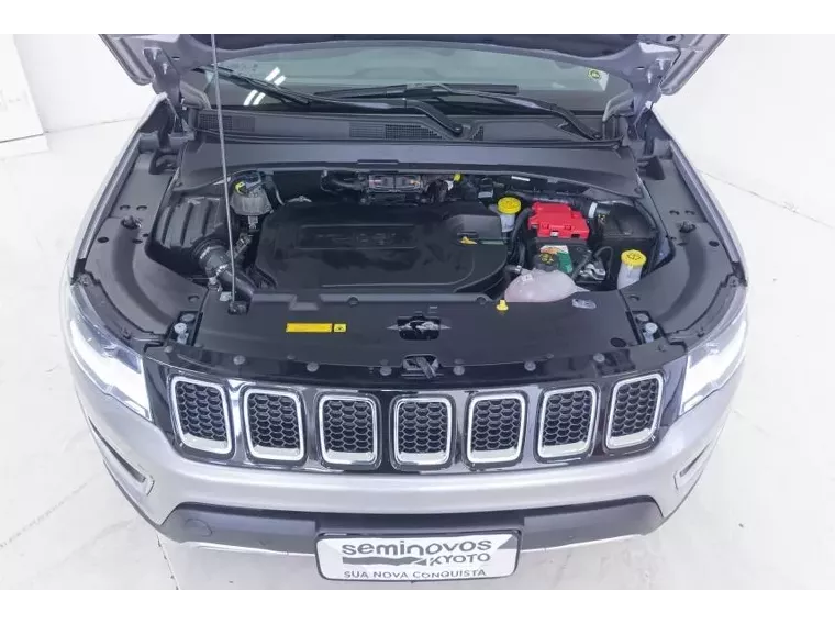 Jeep Compass Prata 11