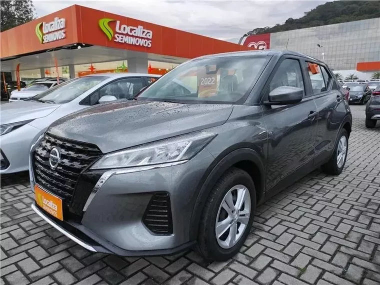 Nissan Kicks Cinza 5