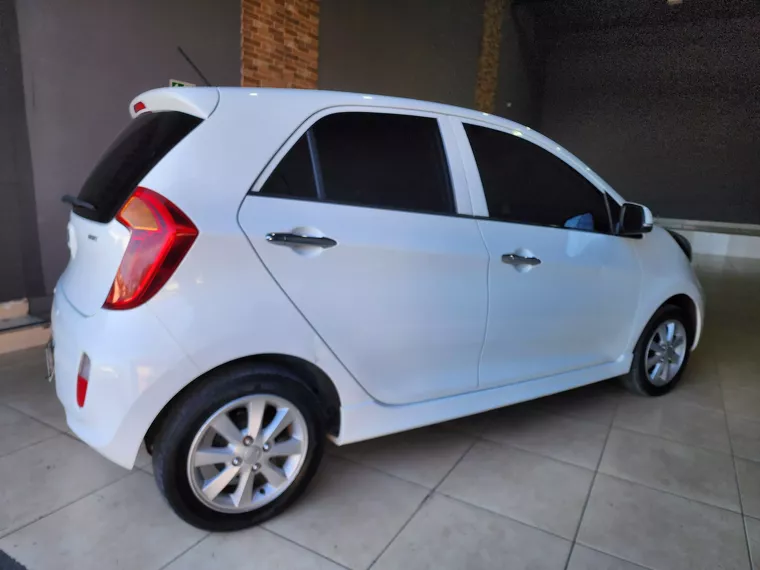 KIA Picanto Branco 4