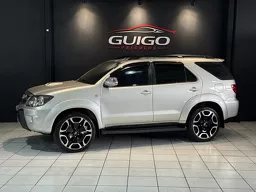 Toyota Hilux SW4
