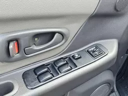Mitsubishi L200 Outdoor