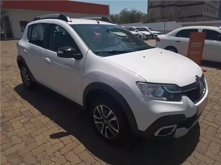 Renault Sandero Branco 4