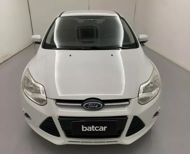Ford Focus Branco 2