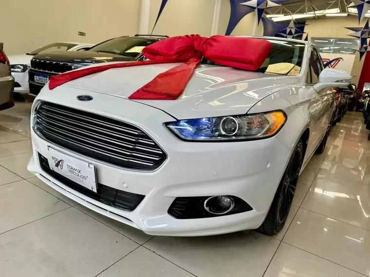 Ford Fusion Branco 19