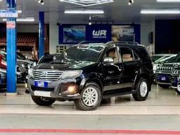 Toyota Hilux SW4