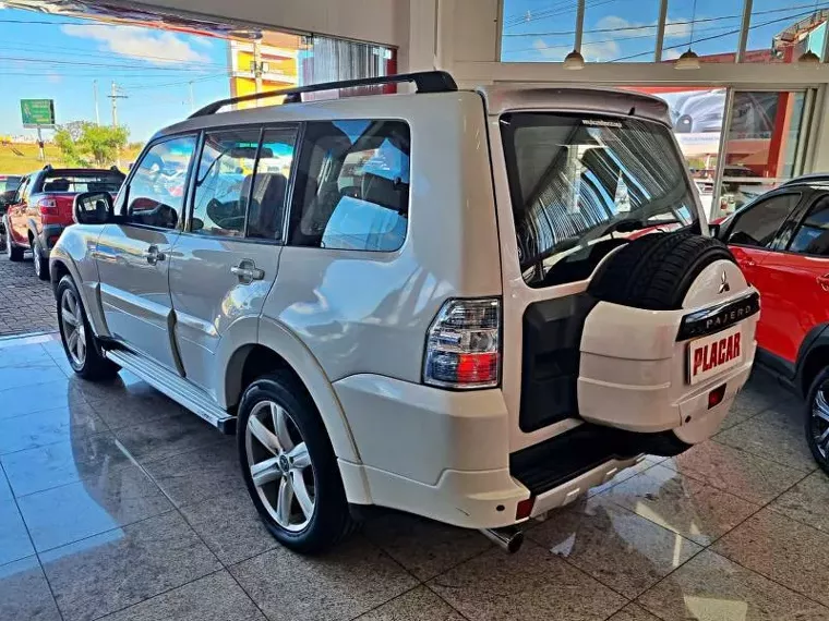 Mitsubishi Pajero Full Branco 10