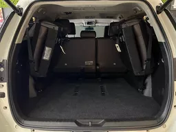 Toyota Hilux SW4