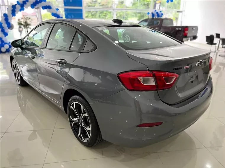 Chevrolet Cruze Cinza 4