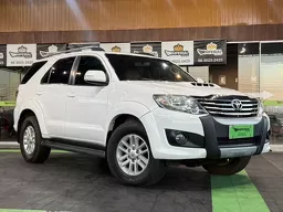 Toyota Hilux SW4