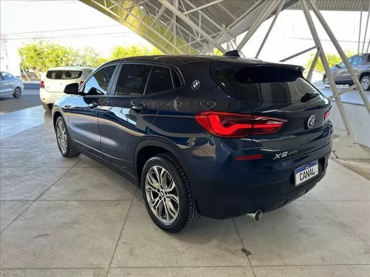 BMW X2 Azul 11