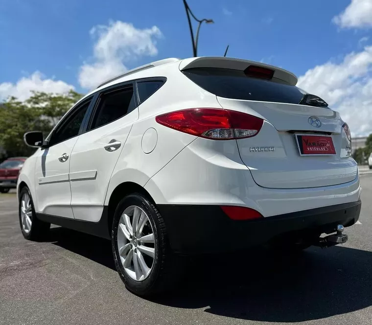 Hyundai IX35 Branco 16