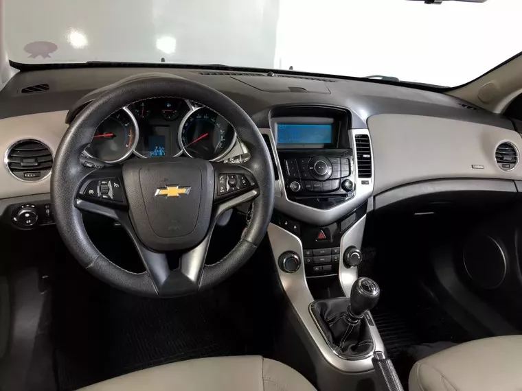 Chevrolet Cruze Branco 6