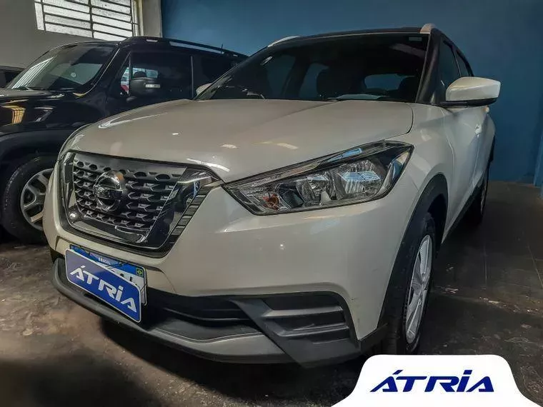 Nissan Kicks Branco 3