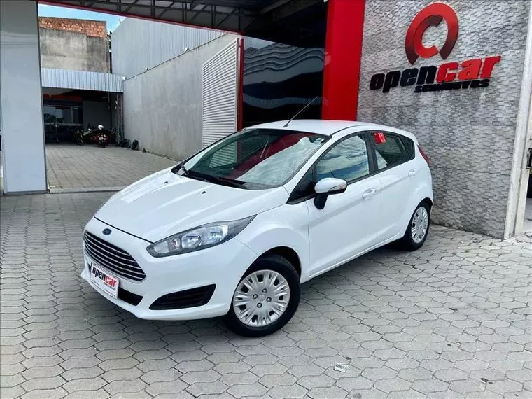 Ford Fiesta Branco 1