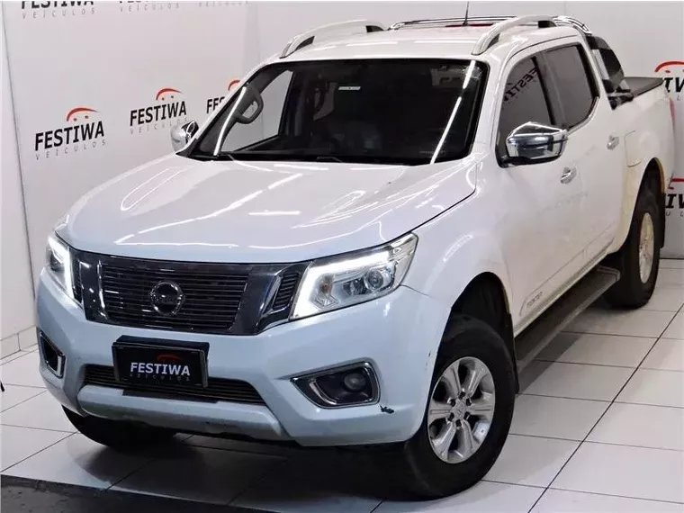 Nissan Frontier Branco 9