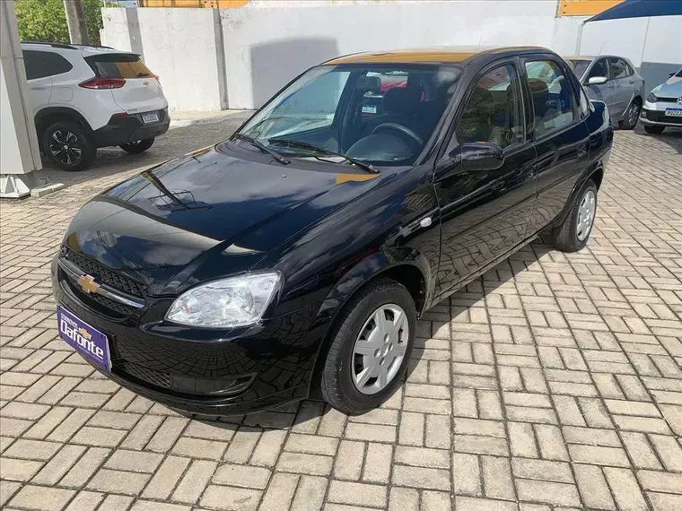 Chevrolet Classic Preto 7