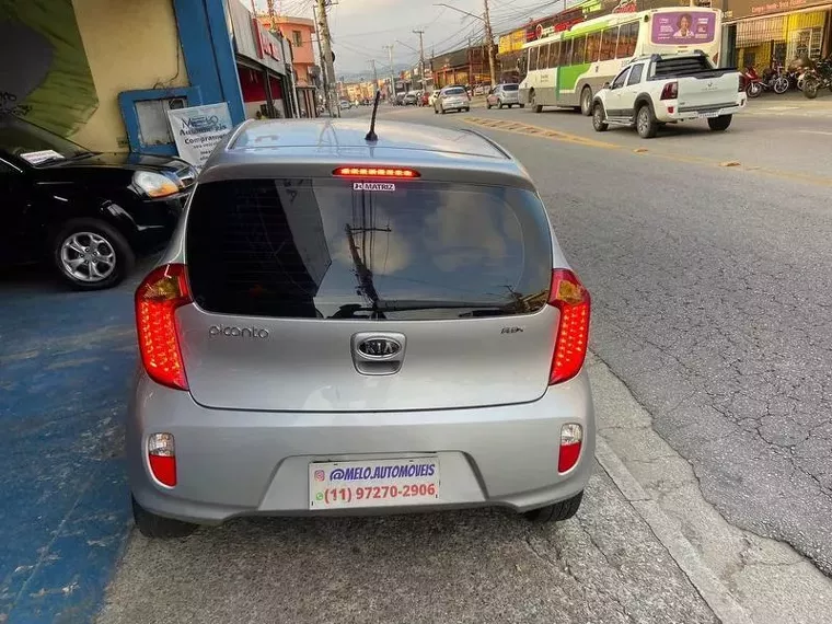 KIA Picanto Prata 10