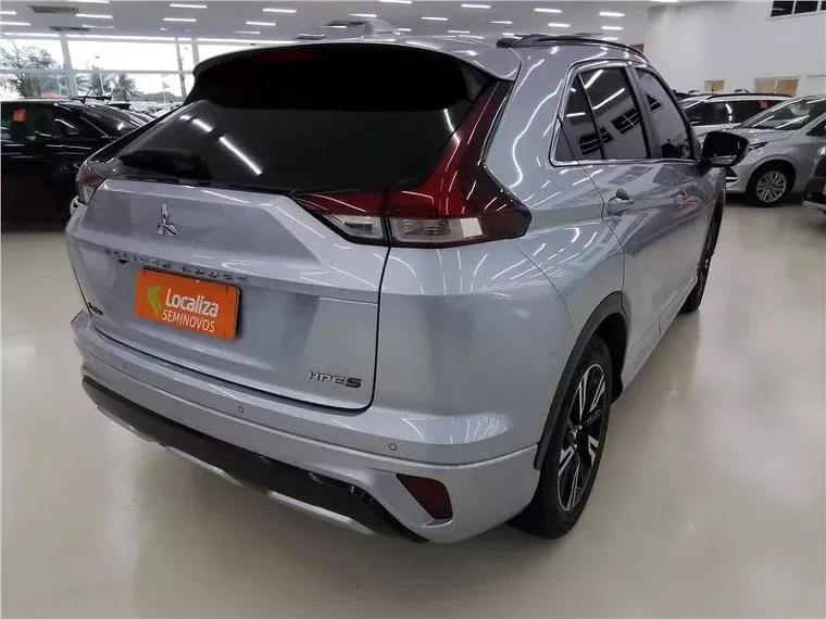 Mitsubishi Eclipse Cross Prata 5