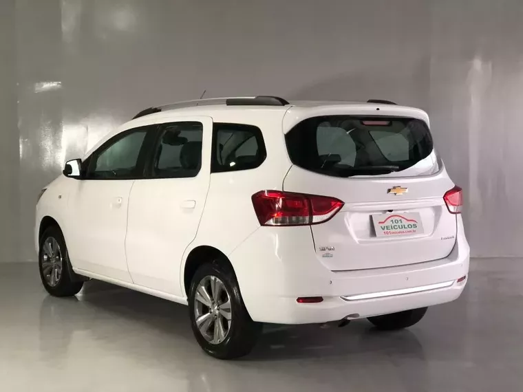 Chevrolet Spin Branco 16