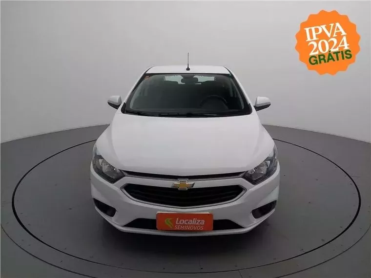 Chevrolet Onix Branco 12