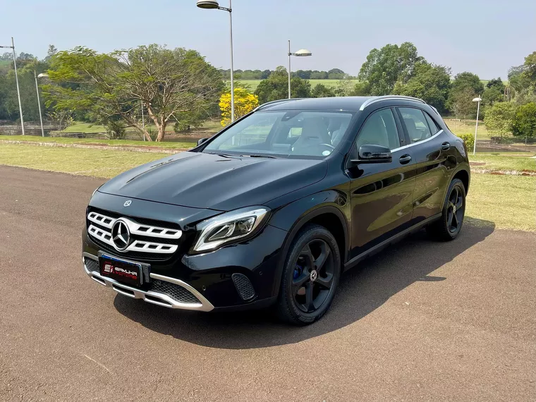 Mercedes-benz GLA 200 Preto 3