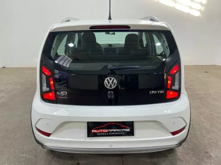 Volkswagen UP Branco 12